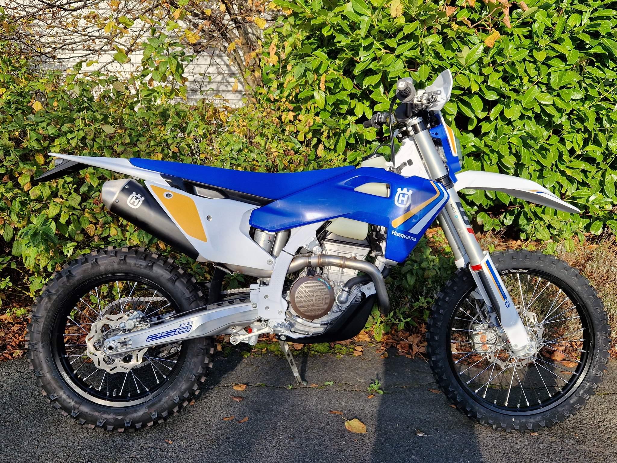 SOLD 2025 Husqvarna 250 X-Ring
